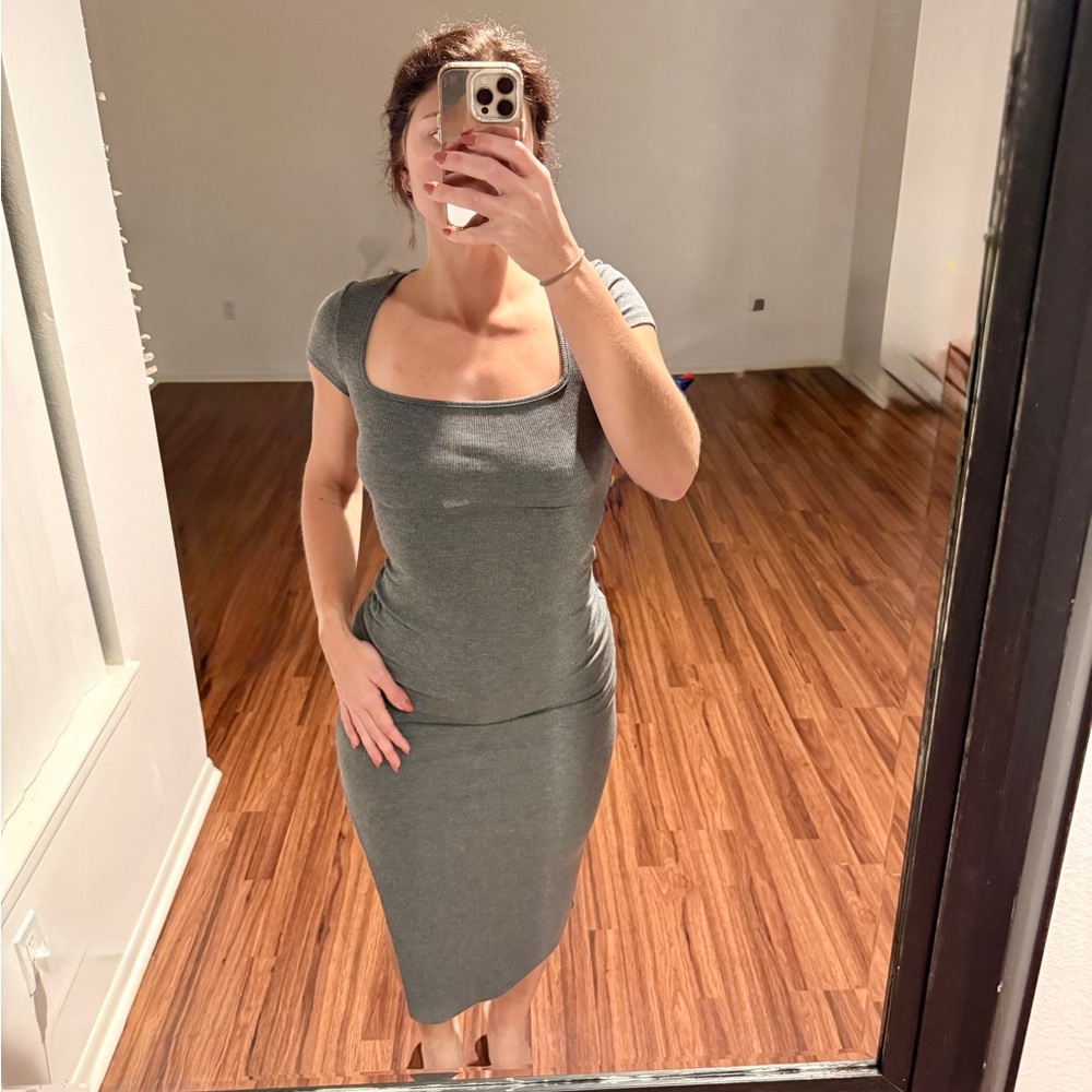 Elegant Gray Women's Dress